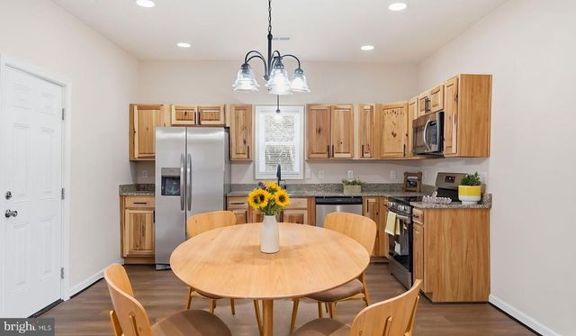 302 DEPOT ST, Gordonsville, VA 22942