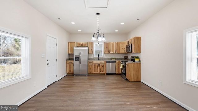 302 DEPOT ST, Gordonsville, VA 22942