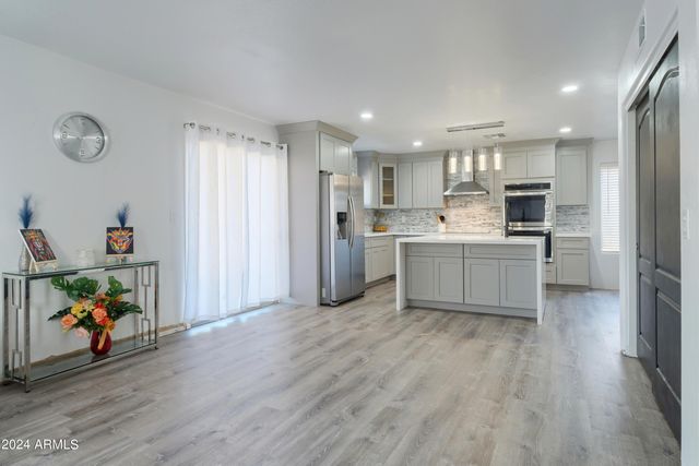 16068 W CULVER Street, Goodyear, AZ 85338