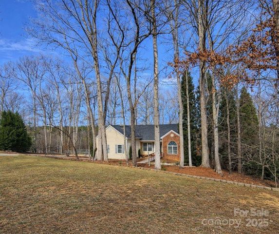 132 Grayrock Drive, Statesville, NC 28677