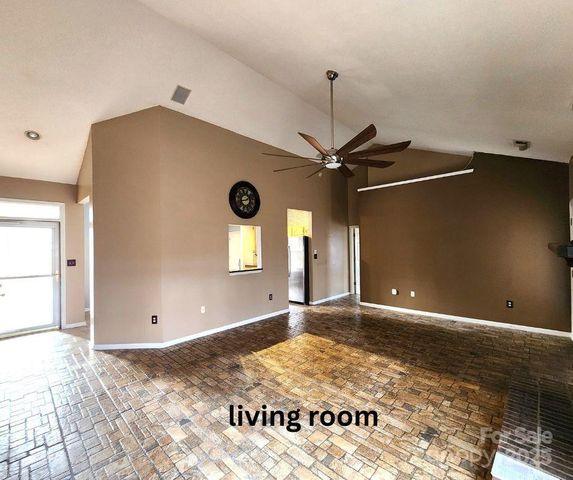 132 Grayrock Drive, Statesville, NC 28677