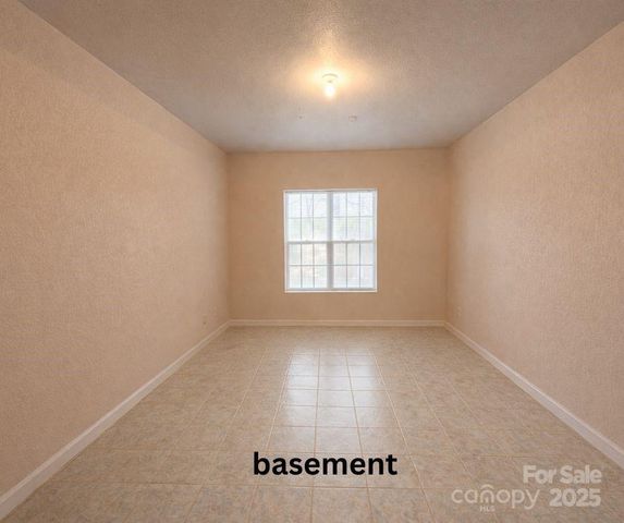 132 Grayrock Drive, Statesville, NC 28677