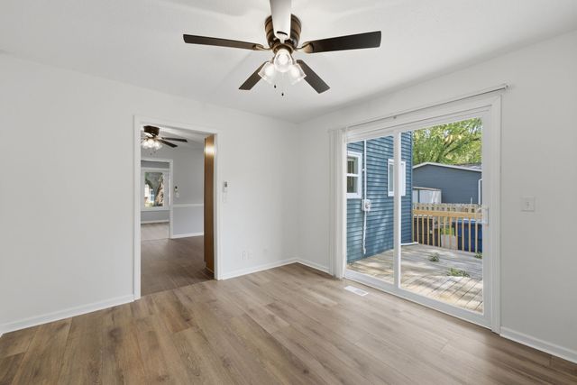 1903 Kings Drive, Bettendorf, IA 52722