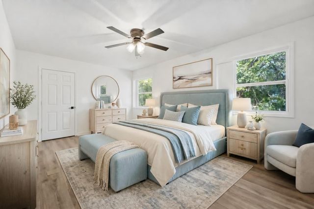 1903 Kings Drive, Bettendorf, IA 52722