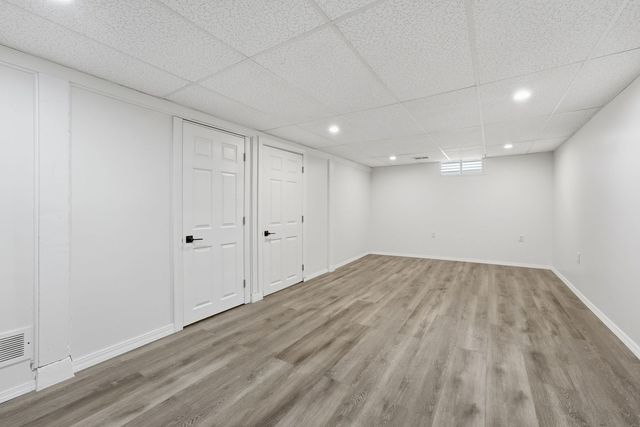 1903 Kings Drive, Bettendorf, IA 52722