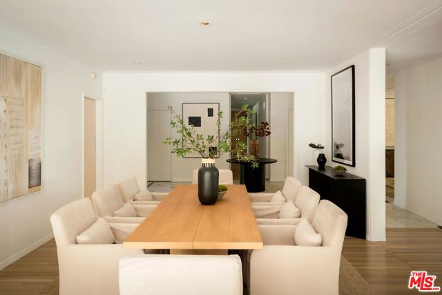 1011 N Hillcrest Road, Beverly Hills, CA 90210