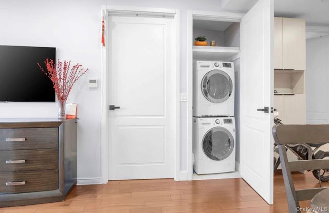 146-17 Northern Boulevard 3A, Flushing, NY 11354