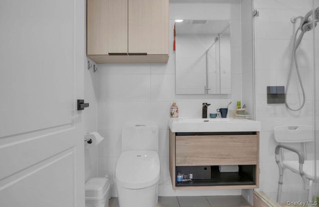 146-17 Northern Boulevard 3A, Flushing, NY 11354