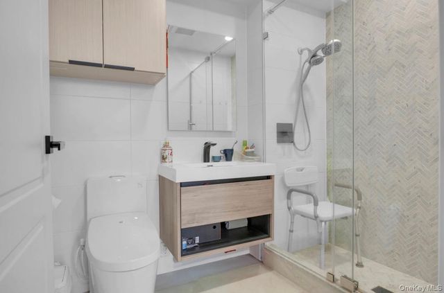 146-17 Northern Boulevard 3A, Flushing, NY 11354