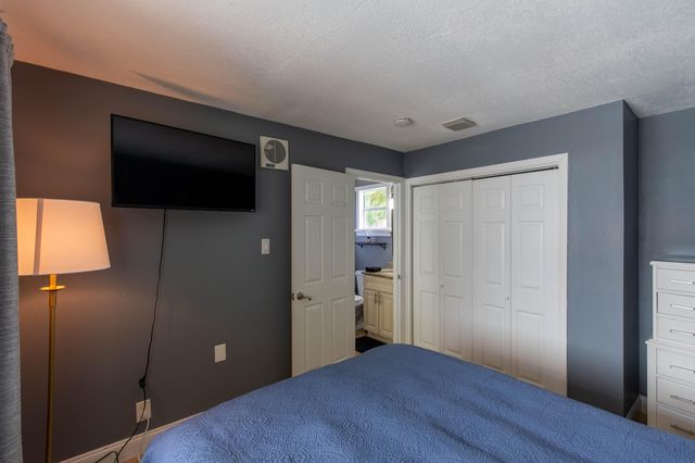 210 Malverne Road, West Palm Beach, FL 33405