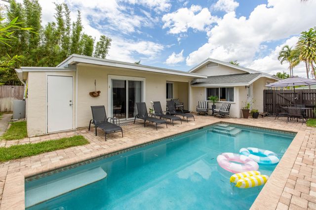 210 Malverne Road, West Palm Beach, FL 33405