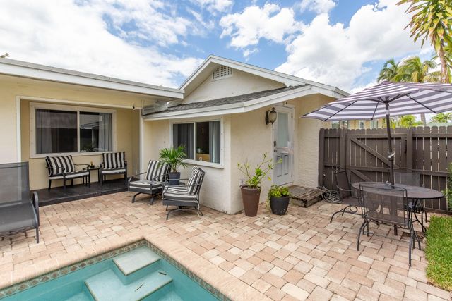 210 Malverne Road, West Palm Beach, FL 33405