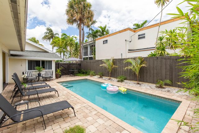 210 Malverne Road, West Palm Beach, FL 33405