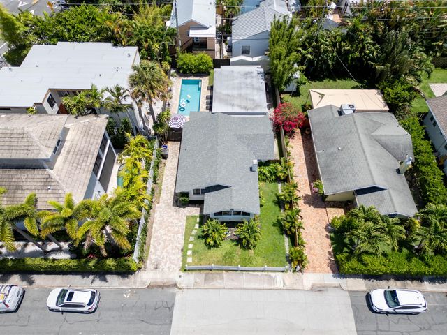 210 Malverne Road, West Palm Beach, FL 33405