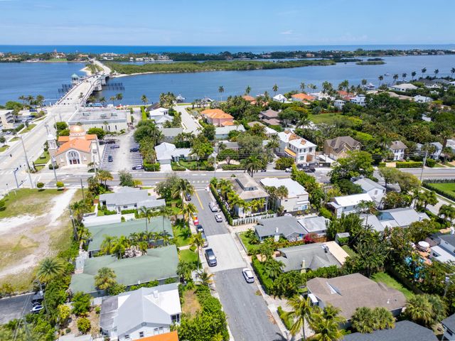 210 Malverne Road, West Palm Beach, FL 33405