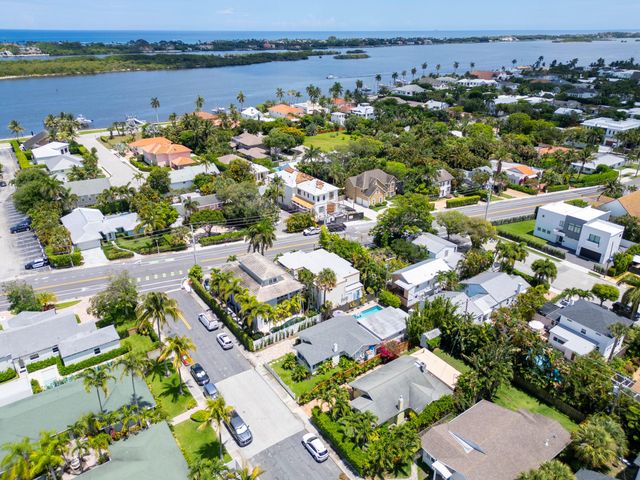 210 Malverne Road, West Palm Beach, FL 33405