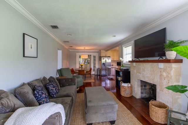 210 Malverne Road, West Palm Beach, FL 33405