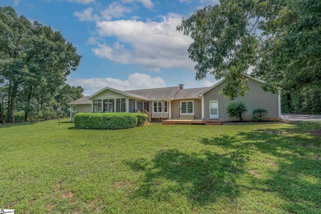 225 Mill Creek Road, Westminster, SC 29693