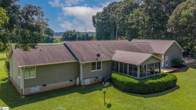 225 Mill Creek Road, Westminster, SC 29693