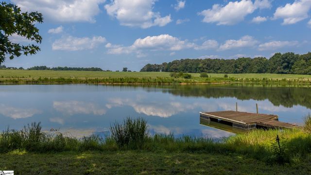 225 Mill Creek Road, Westminster, SC 29693