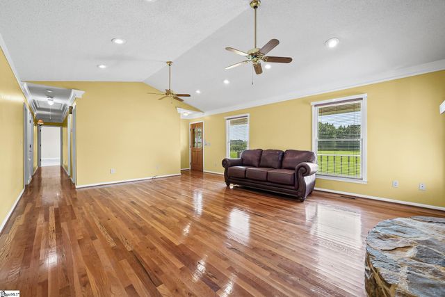 225 Mill Creek Road, Westminster, SC 29693