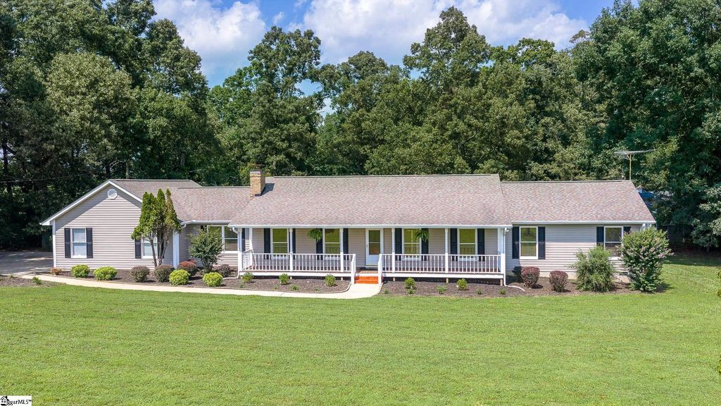 225 Mill Creek Road, Westminster, SC 29693
