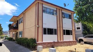 5800 E 17Th St, Oakland, CA 94621