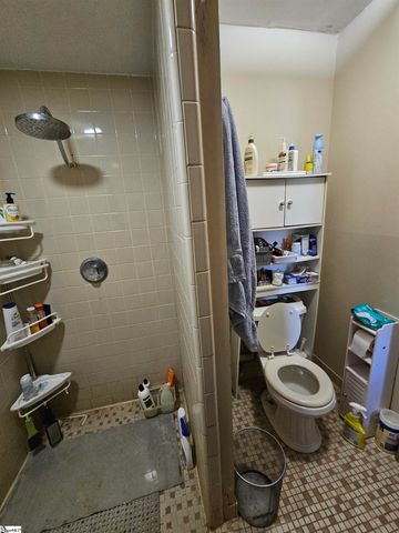 1718 W Market Street, Anderson, SC 29624