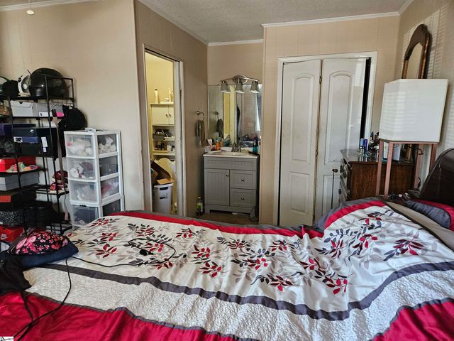 1718 W Market Street, Anderson, SC 29624