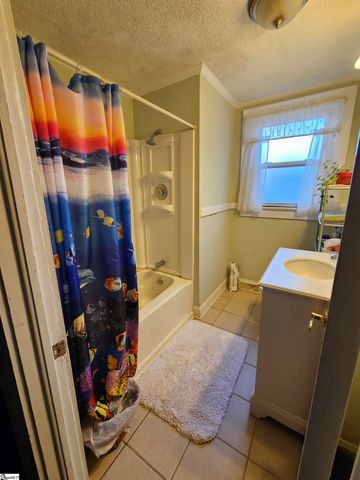 1718 W Market Street, Anderson, SC 29624