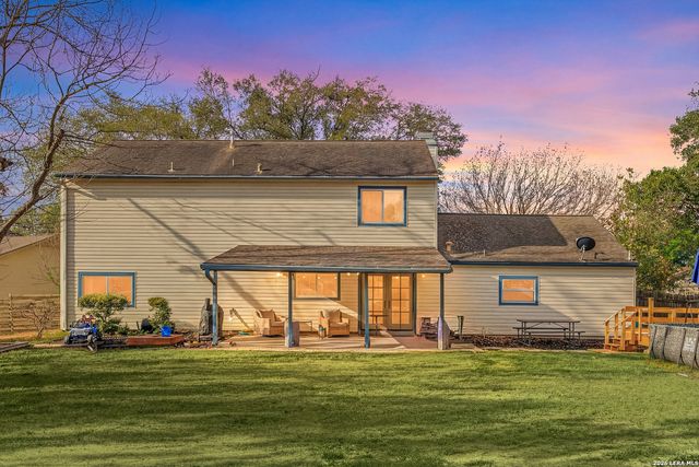 16226 Pinetree, San Antonio, TX 78247