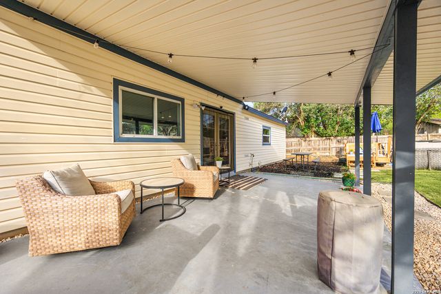 16226 Pinetree, San Antonio, TX 78247