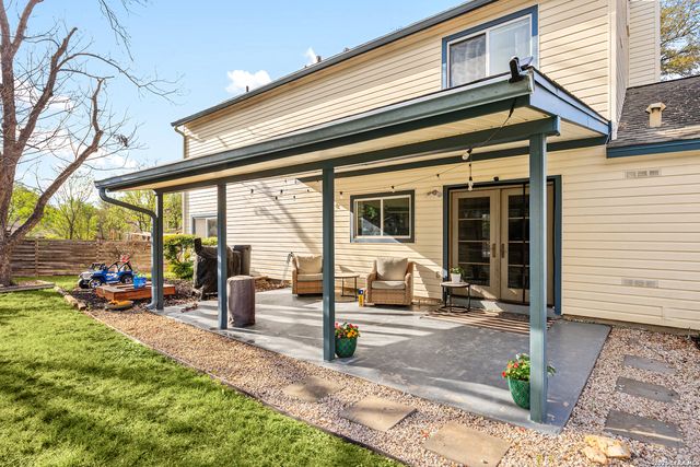 16226 Pinetree, San Antonio, TX 78247