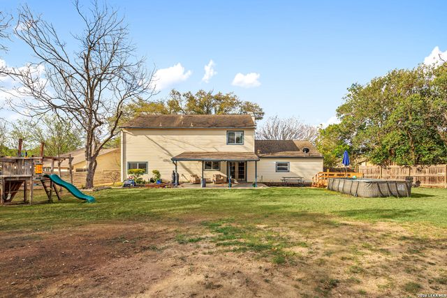 16226 Pinetree, San Antonio, TX 78247