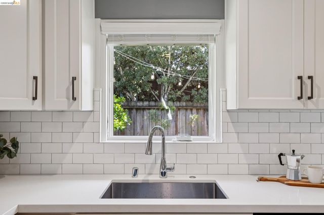 1020 Channing Way, Berkeley, CA 94710