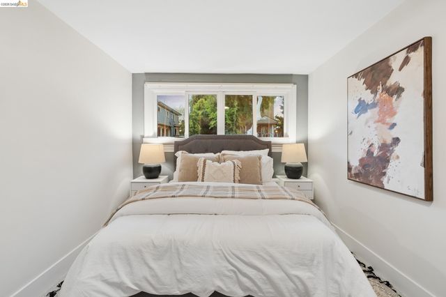 1020 Channing Way, Berkeley, CA 94710