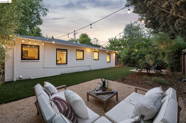 1020 Channing Way, Berkeley, CA 94710