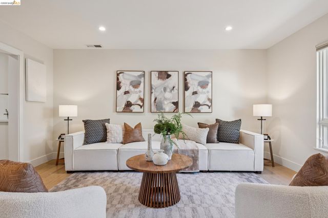 1020 Channing Way, Berkeley, CA 94710