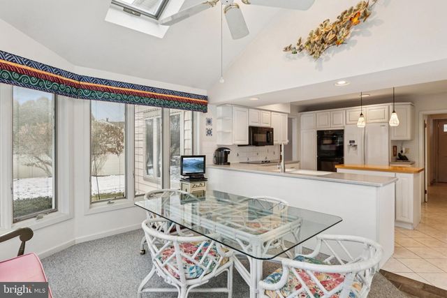 513 MOURNING DOVE RD, Audubon, PA 19403