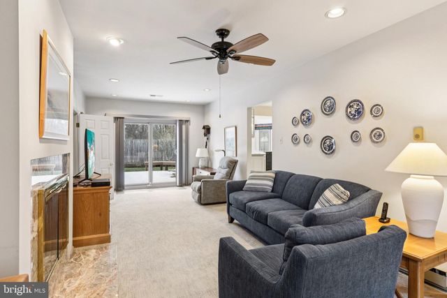 513 MOURNING DOVE RD, Audubon, PA 19403