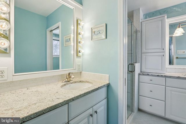 513 MOURNING DOVE RD, Audubon, PA 19403