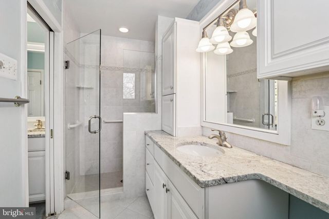 513 MOURNING DOVE RD, Audubon, PA 19403