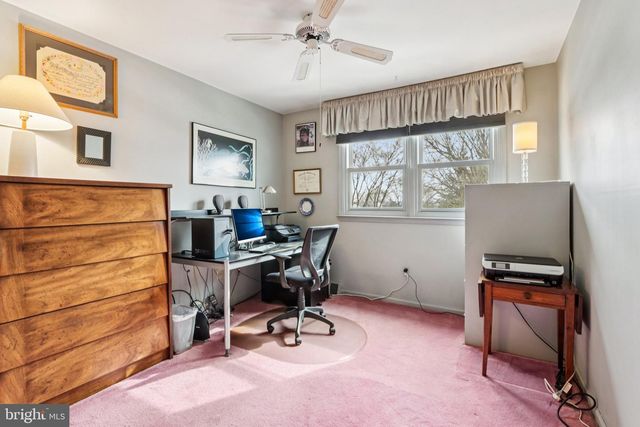 513 MOURNING DOVE RD, Audubon, PA 19403