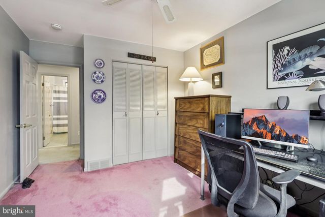 513 MOURNING DOVE RD, Audubon, PA 19403