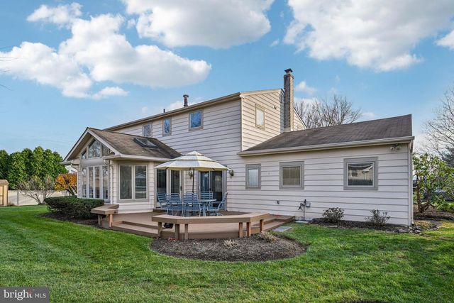 513 MOURNING DOVE RD, Audubon, PA 19403