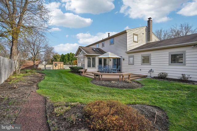 513 MOURNING DOVE RD, Audubon, PA 19403