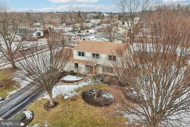 513 MOURNING DOVE RD, Audubon, PA 19403