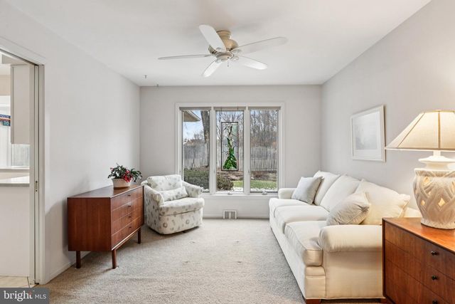 513 MOURNING DOVE RD, Audubon, PA 19403