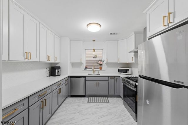 72 Sherman Ave, Newark City, NJ 07114