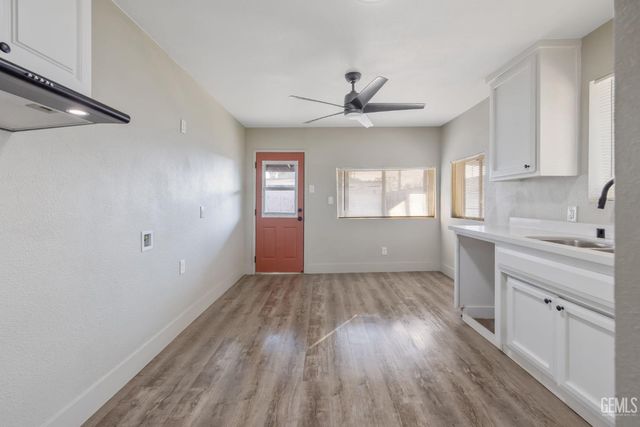 2223 Steele Avenue, Bakersfield, CA 93307